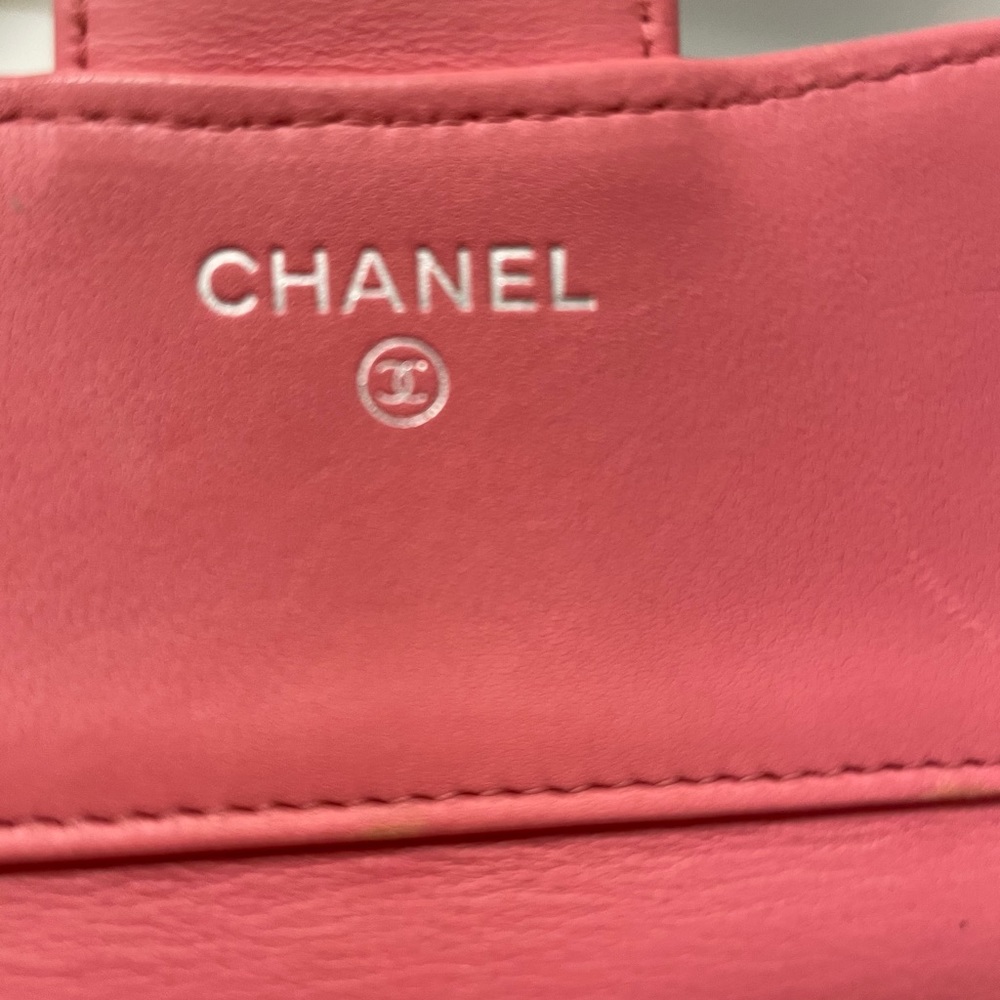 Chanel lambskin small wallet - Picture 8 of 13